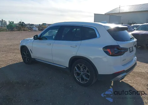 2022 BMW X3 xDrive30I z USA, uszkodzony, nr VIN 5UX53DP05N9J36491